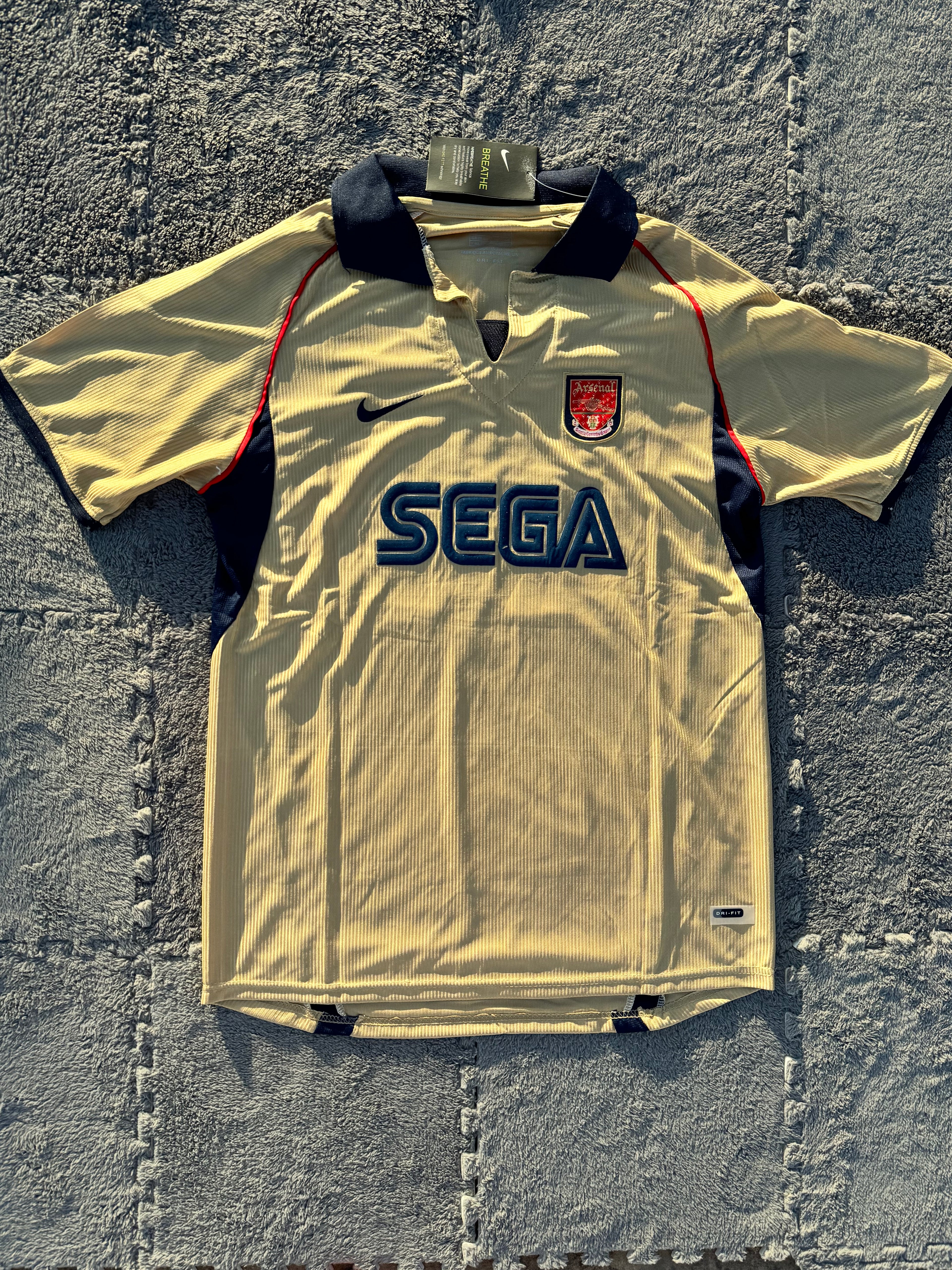 Arsenal away 2001-2 Henry