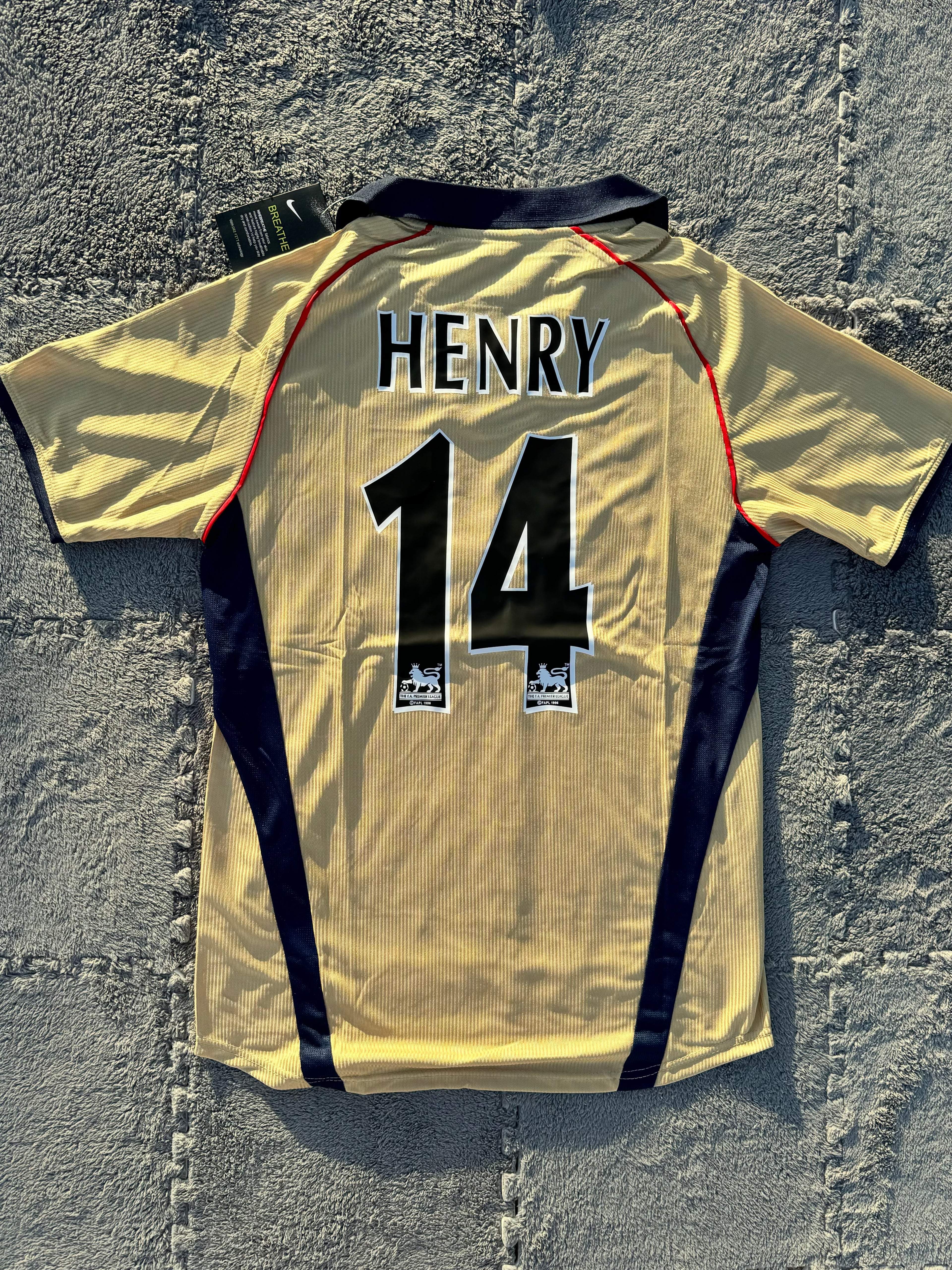 Arsenal away 2001-2 Henry