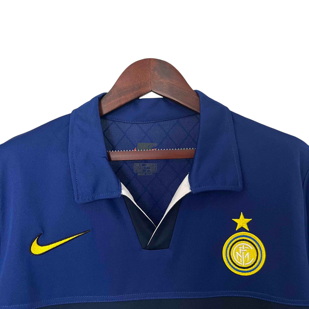 Inter Milan third 98-99