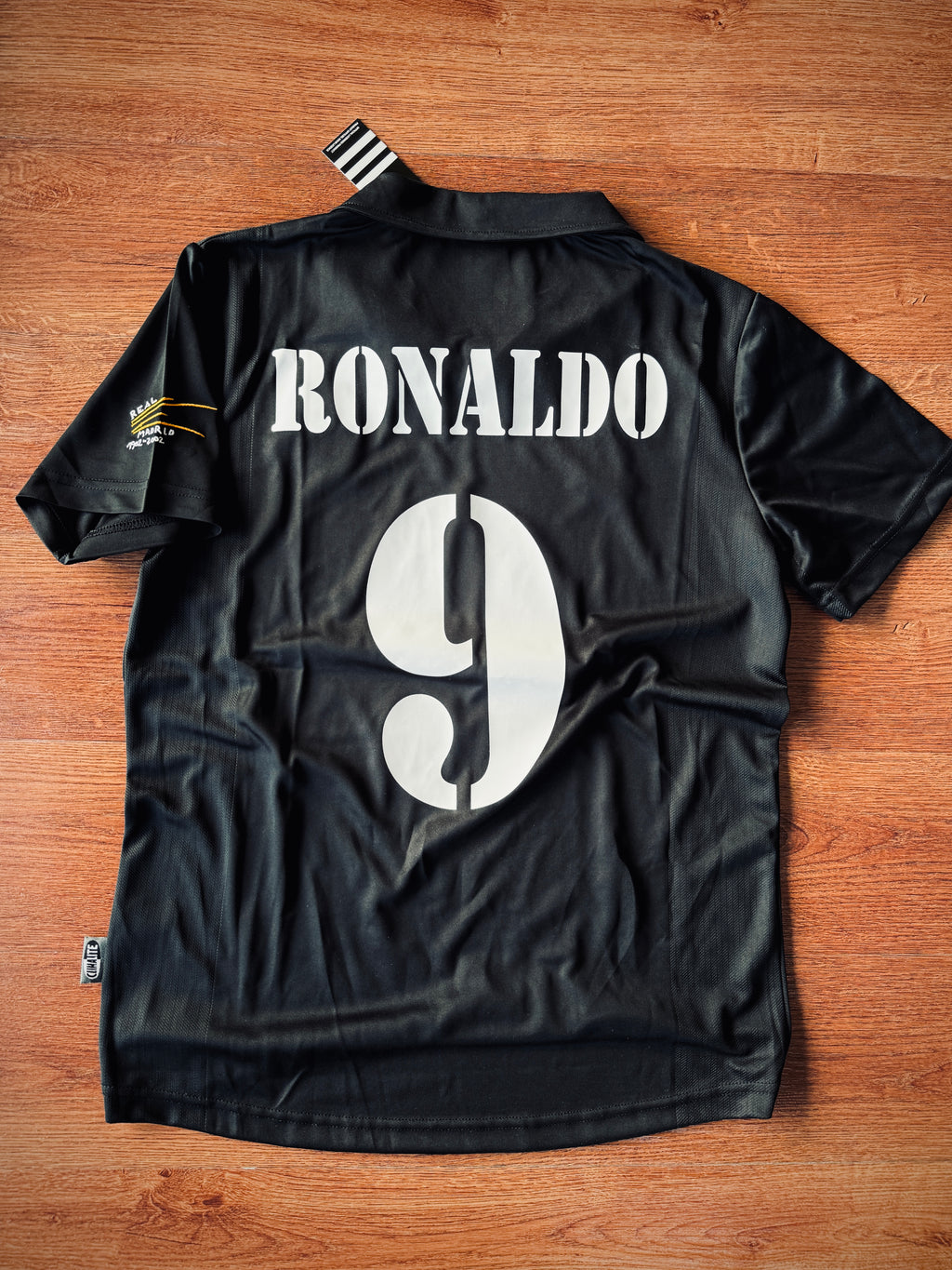Real madrid away 2002-3 Ronaldo