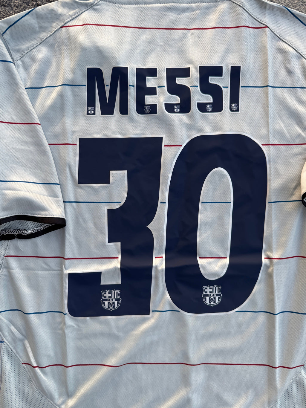 Barcelona away 2003-4 Messi#30