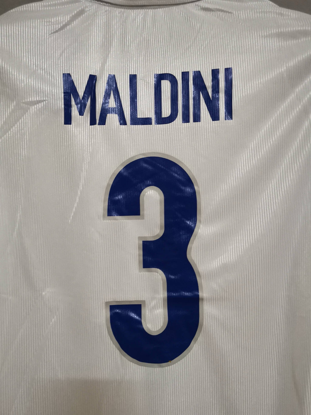 Italy away 1998 Maldini