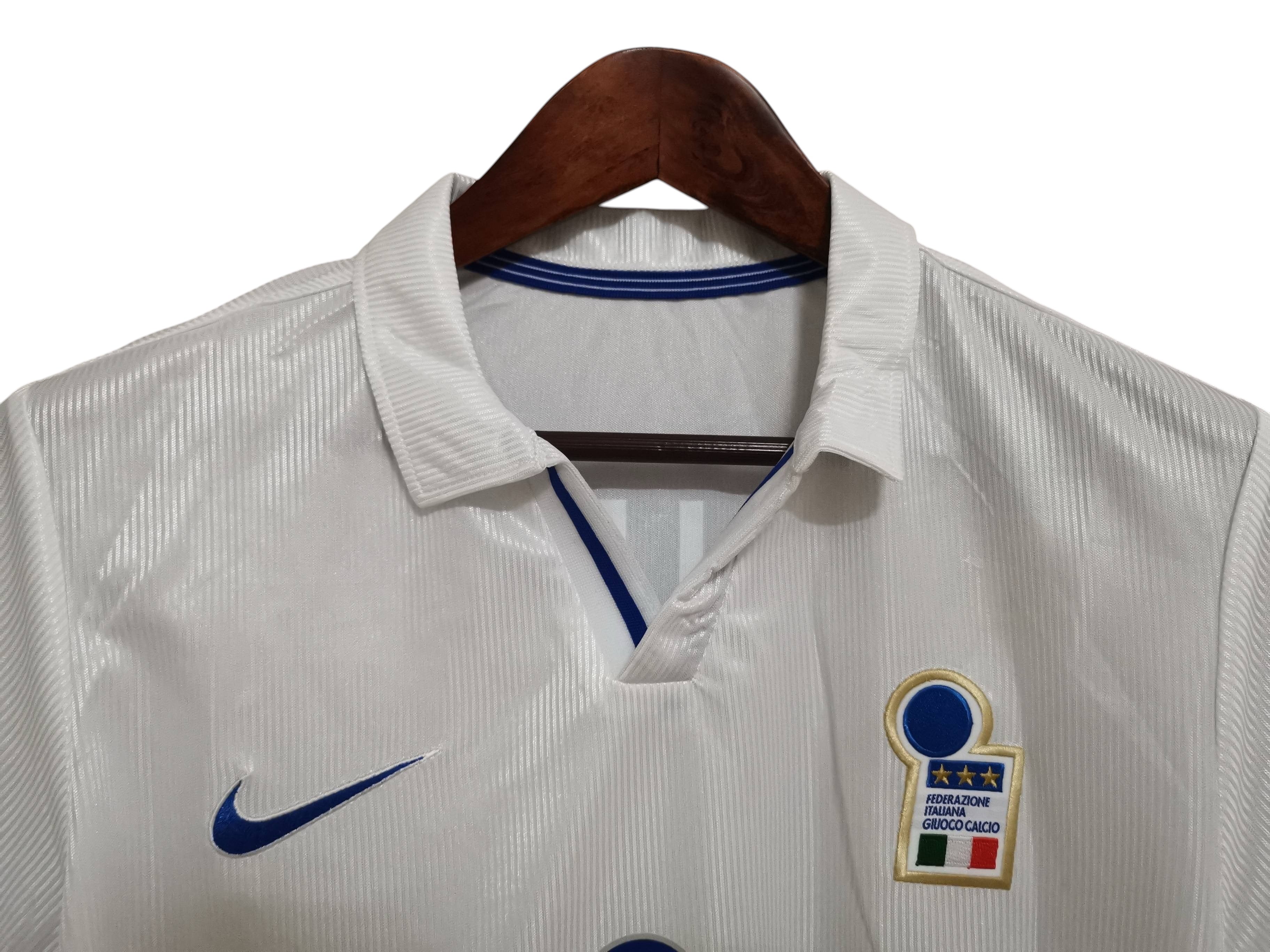 Italy away 1998 Maldini