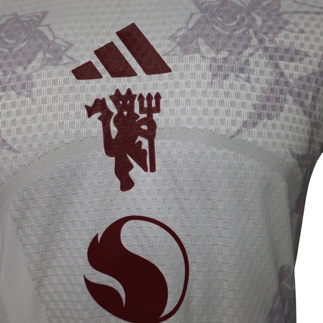 Manchester United away 2026-27