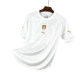 Italy away 2004